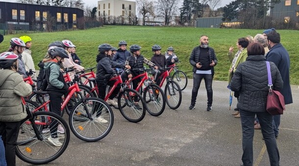 Remise de vélos | Collège Bastié de Dole